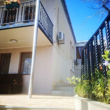 Hostel Sadu Koutaïssi Extérieur photo