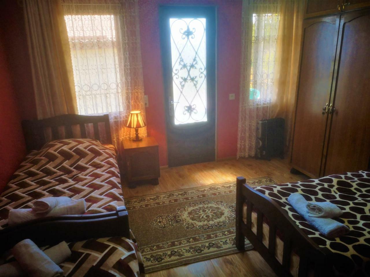 Hostel Sadu Koutaïssi Extérieur photo