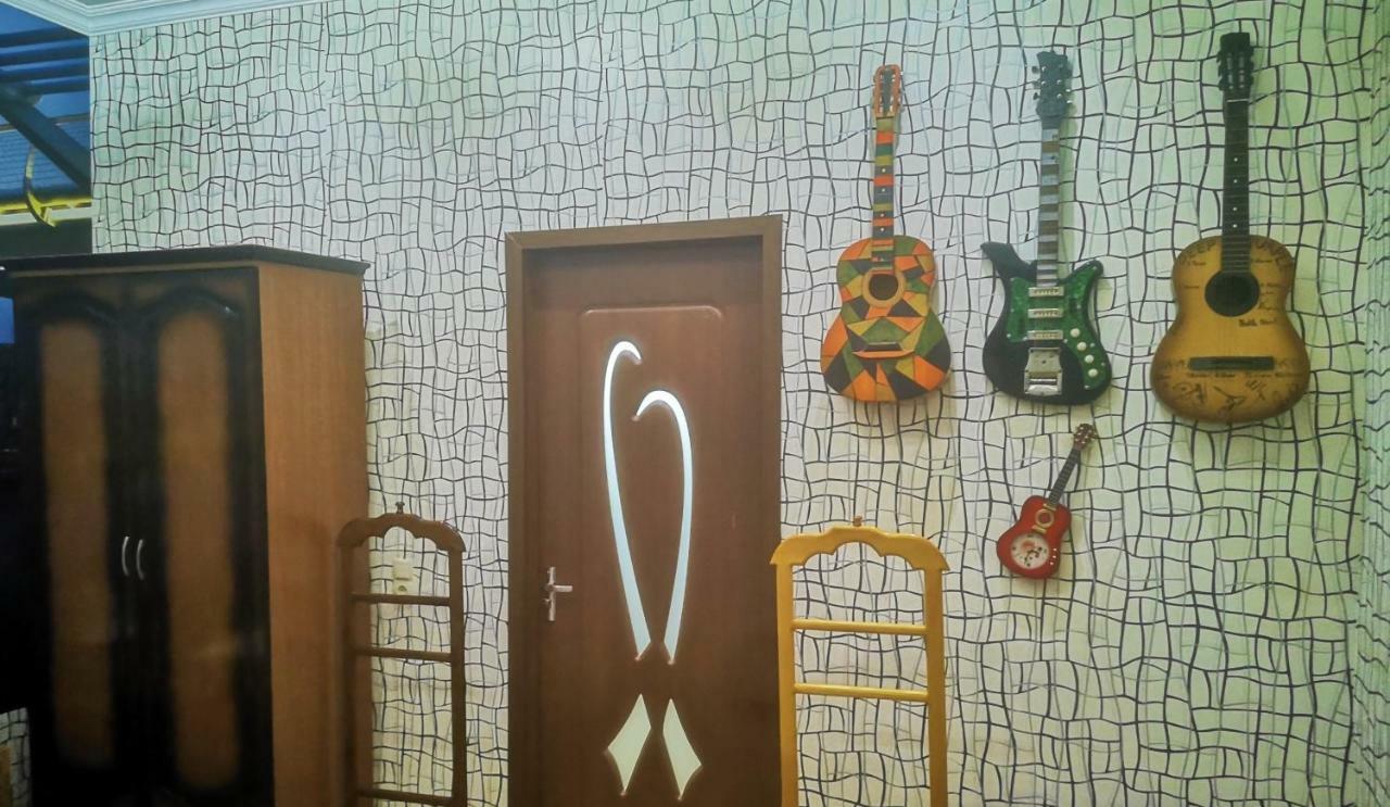 Hostel Sadu Koutaïssi Extérieur photo